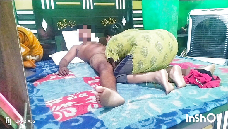 Kushi and raj: Hot Waffe Khushi