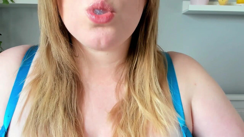 Julie_Bliss: Julie bliss - la gigantessa 101