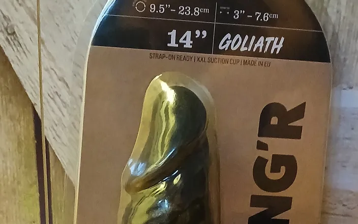 QueenSteffi: Orgasm From New Giant Dildo