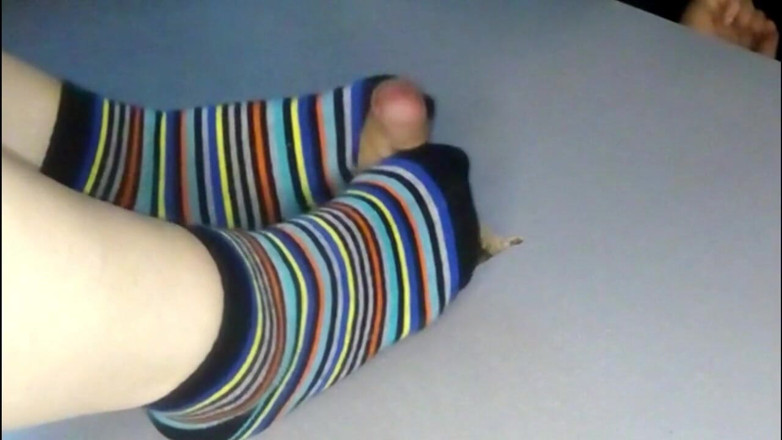 Sexoamateur: Tavolo da macinare con i piedi