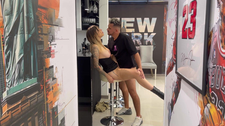 TommyMiller: Hago Cornudo a Mi Esposa Embarazada Con Mi Cuñada En...