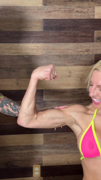 Lora Cross Vs Mandy Foxxx Arm Wrestling Showdown