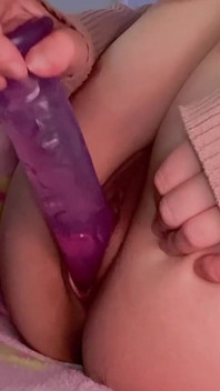 Ya Tuhan, Ini Adalah Orgasme Pertama Saya Dengan Sihir Ini