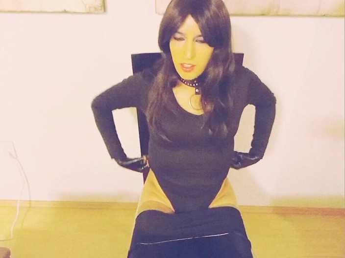 Tammy sissy slave: Masturbasi Kaya Di Rumah