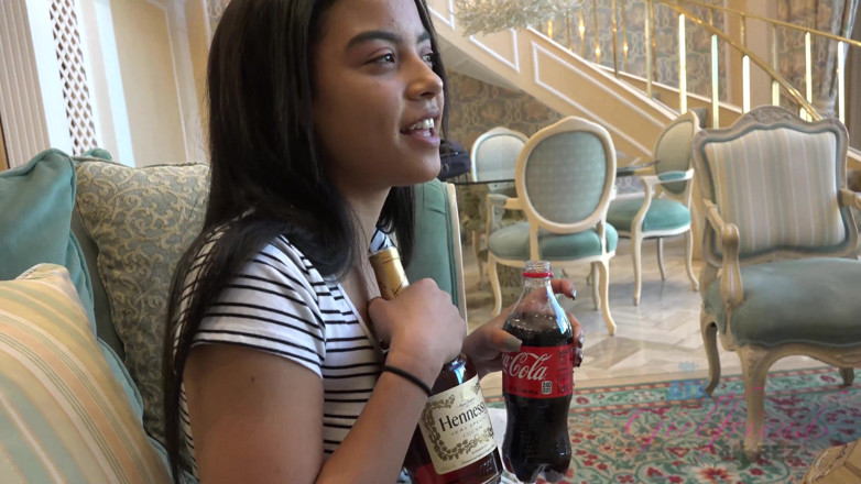 ATK Fans (Girlfriends): Vacanza virtuale a las vegas con maya bijou parte 1