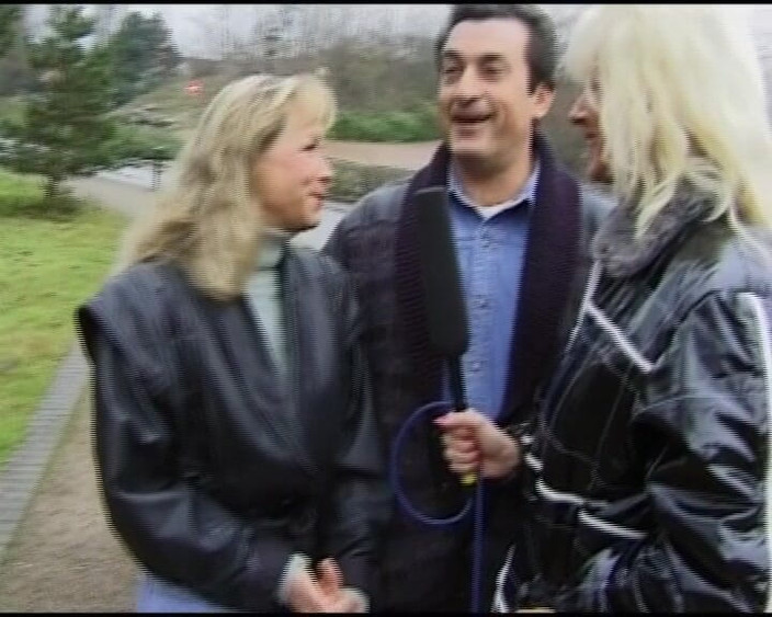 German Homemade: 完璧なドイツの女の子は、自家製のセッションでカップルに参加