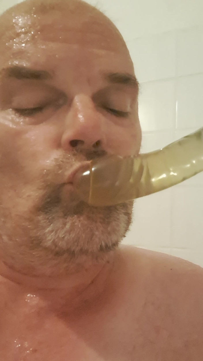 Fickspecht: Târfa asta trebuie să sugă