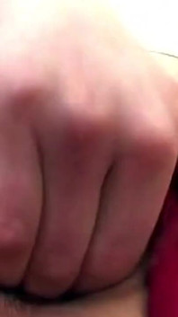 Prolapsing Rosebud retas - mogen slampa poppar att det droppar ut