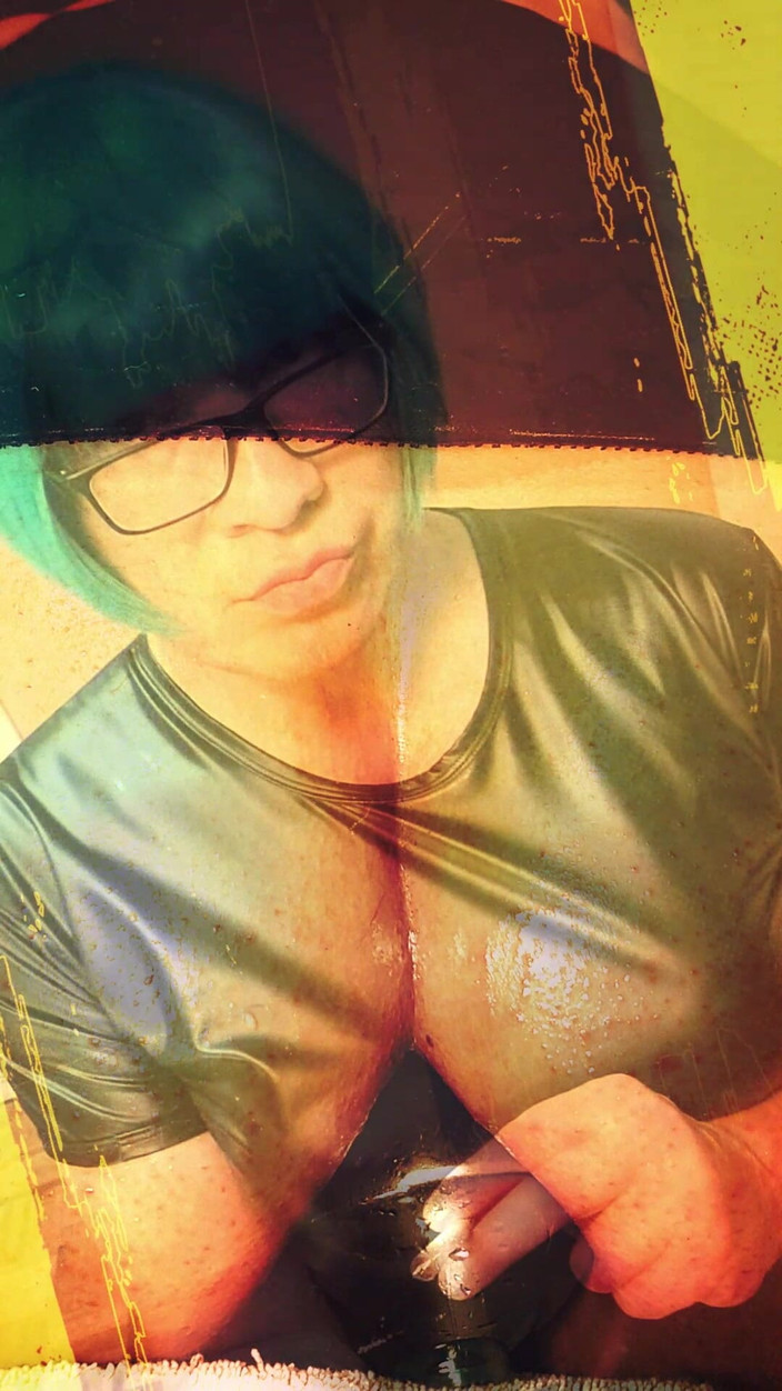 kandiKane: Дивіться все всередині її сексуальної дупи повії з гігантським скляним ділдо