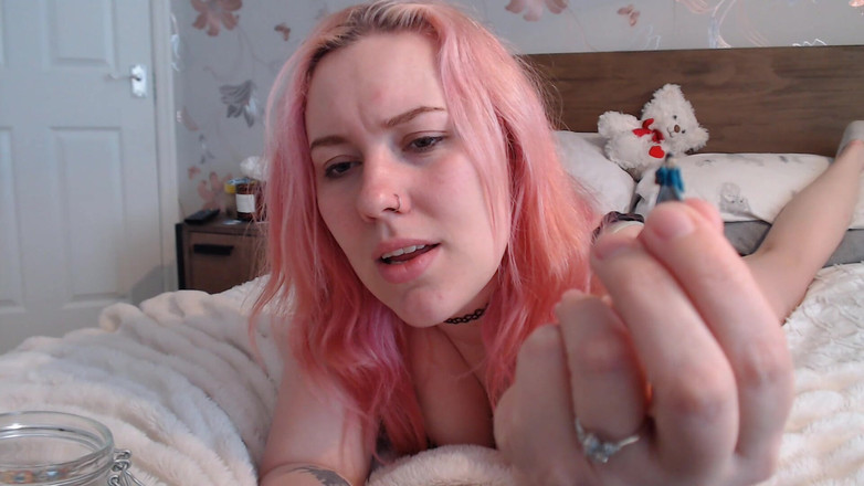 Ripley sweet studio: I piccoli uomini diventano la dolce gigantessa cattiva