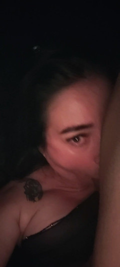 Lazosprohibidos: MILF ssie i ssie kutasa, aż dojdzie na moją twarz,...