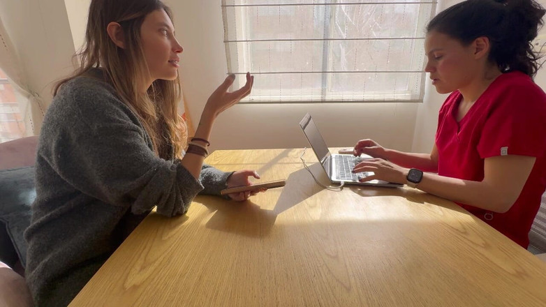 scarlettandc: Bác sĩ kiểm tra hậu môn của tôi
