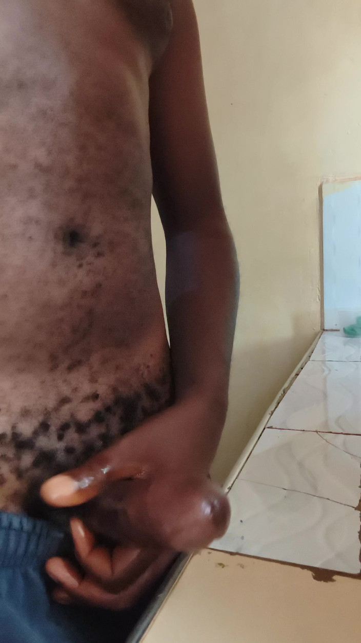 Kenyandick: Solo Boyfriend Jerking His Hard Dick Early in the Morning...