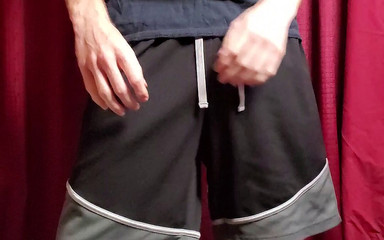 creamyMoonPole: Chỉ là một cuộc thoát y nhanh chóng