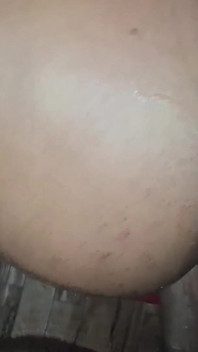 操我妻子的宗教朋友的阴户并在她的屁股上射精