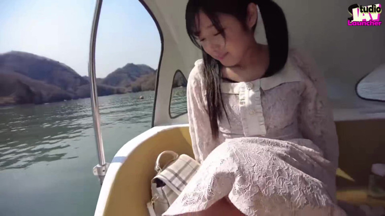 Studio JAV Launcher: ストリートスプレー - 彼女が毎回の停留所で足跡を残すのに耐えられるか?第1章