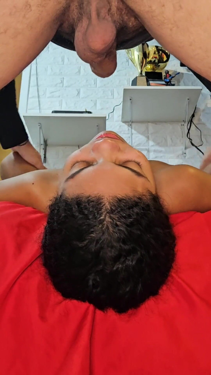 Pietro Montoya: Futând gâtul sclavului meu până când îi dă lapte în gura ei 09/16/2024