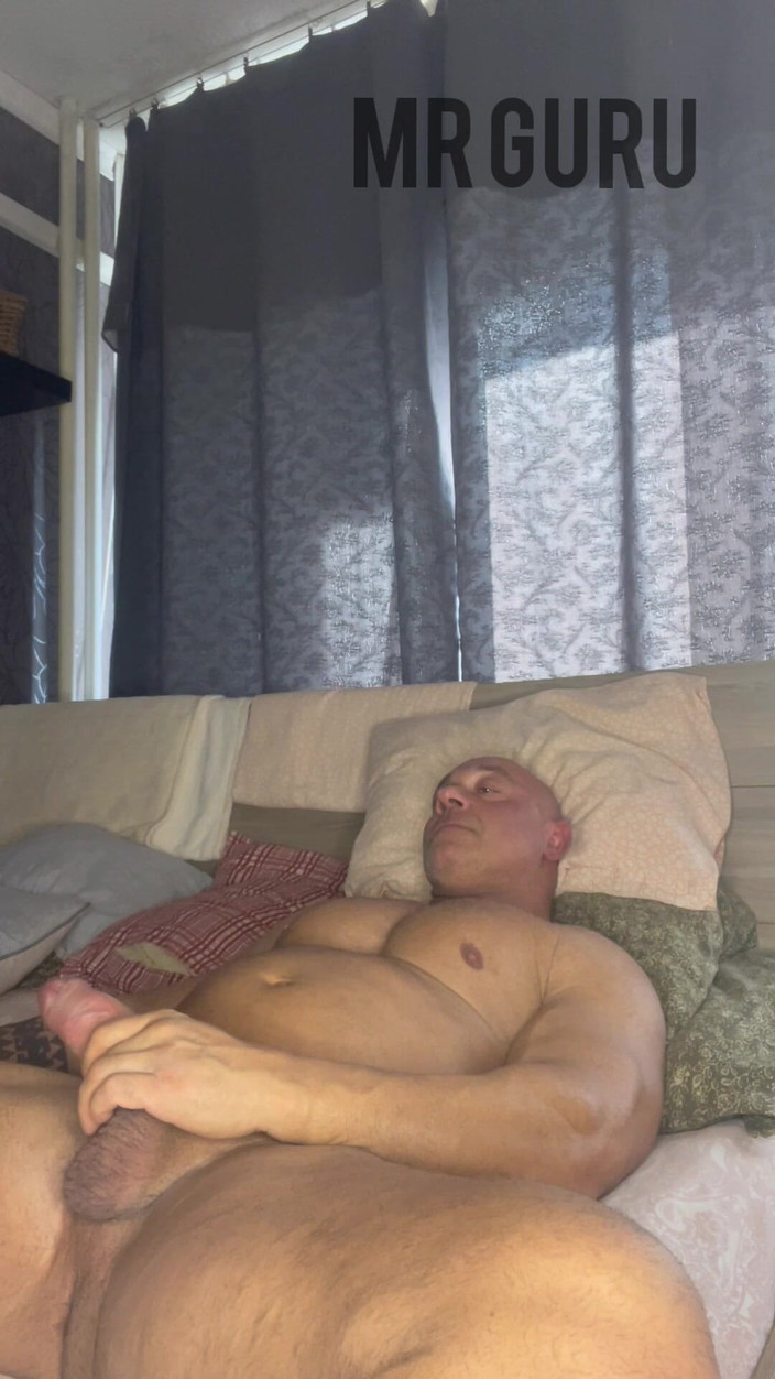 Mr. Guru: Długi Wank Od kulturysty Mr Guru. Masturbować