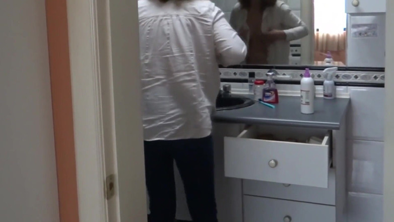 Ardientes69: My sister-in-law loves showing off while she asks me to...