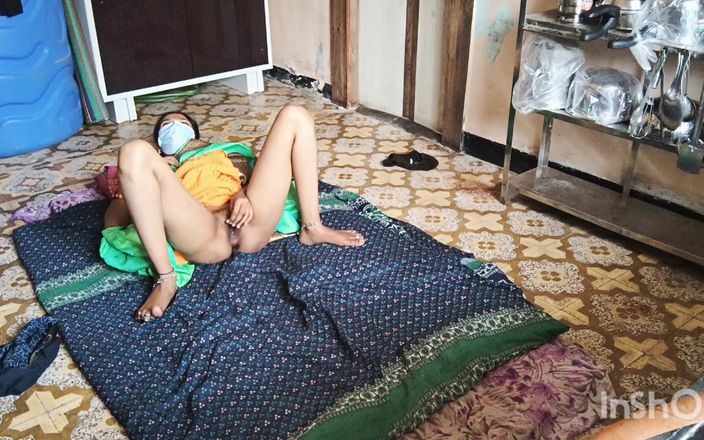 Desishycouple: Shivani in groene Saree maakt zich klaar. Ongecensureerde volledige video.