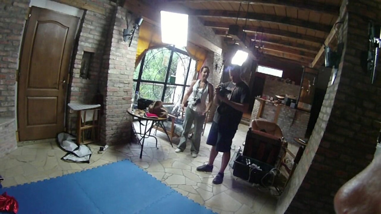 European Lift and Carry Club: Supergirl wrestling in livingroom