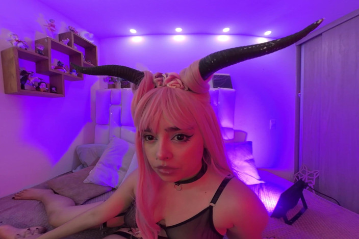 CuttiejennieVR: Succubus Speciální sen