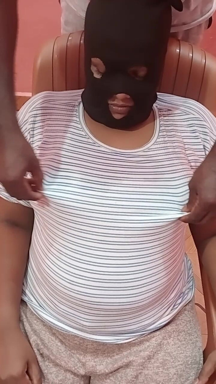 Benita sweety: Pregnant Lady Hot Chocolate Sex on Chair