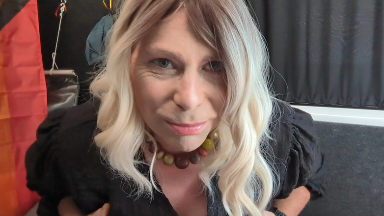 NikkiGee: Nikki è ancora in tour