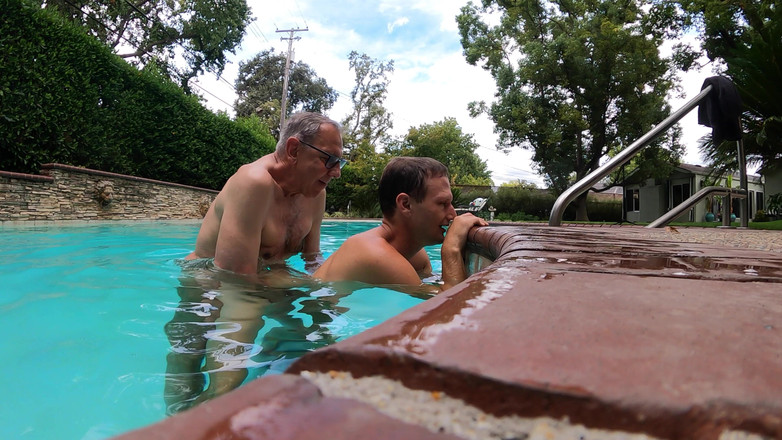 Russie Goodboy: Onderwater zwembad bb neukpartij!