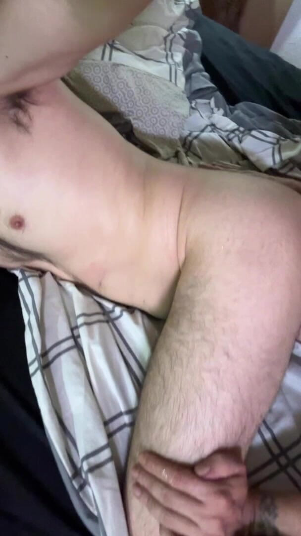 Monster Dick Hunters: Çok hızlı, çok öfkeli @kryz_xxx