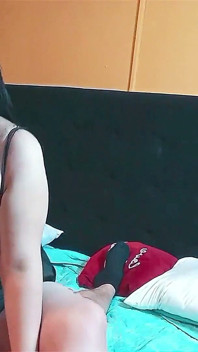 ผู้ที่ชื่นชอบการเย็ดสาวสวยตัวใหญ่กับสาวละตินตูดใหญ่