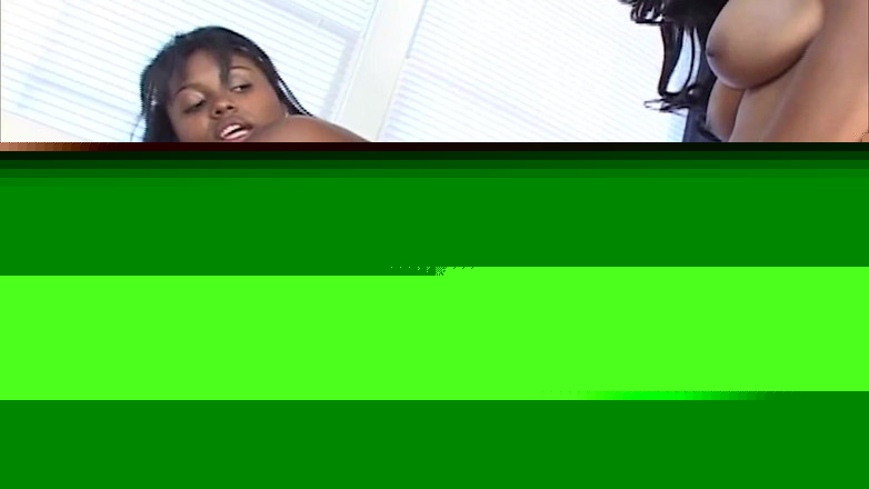 Naughty Black Girls: Шлюхи Донна і Жизель поїдають хардкорну лесбійську дію з ділдо і пиздою.