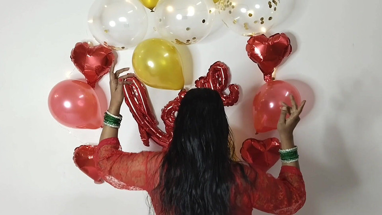 monabhabi: 和Mona Bhabhi的快乐情人节