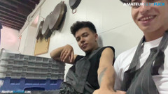 Amateur Guys Fuck: Agf : Je m’amuse avec mon partenaire, en pause au travail