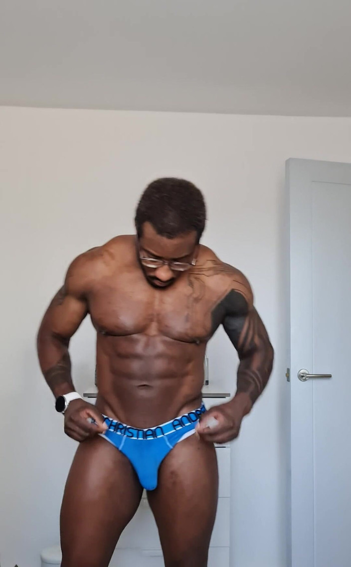 Amadeus: Más jockstrap portas