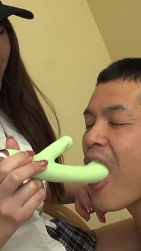 Sweet by Nature - Busty G Cup Gal Falls Tvrdě pro starší muže - Ep2