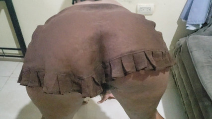 Lovemina: 一个最热辣的大屁股女神展示大屁股能量