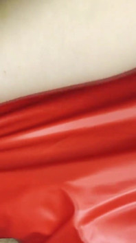 La donna ragno con i piedi altamente inarcata ama il footjob