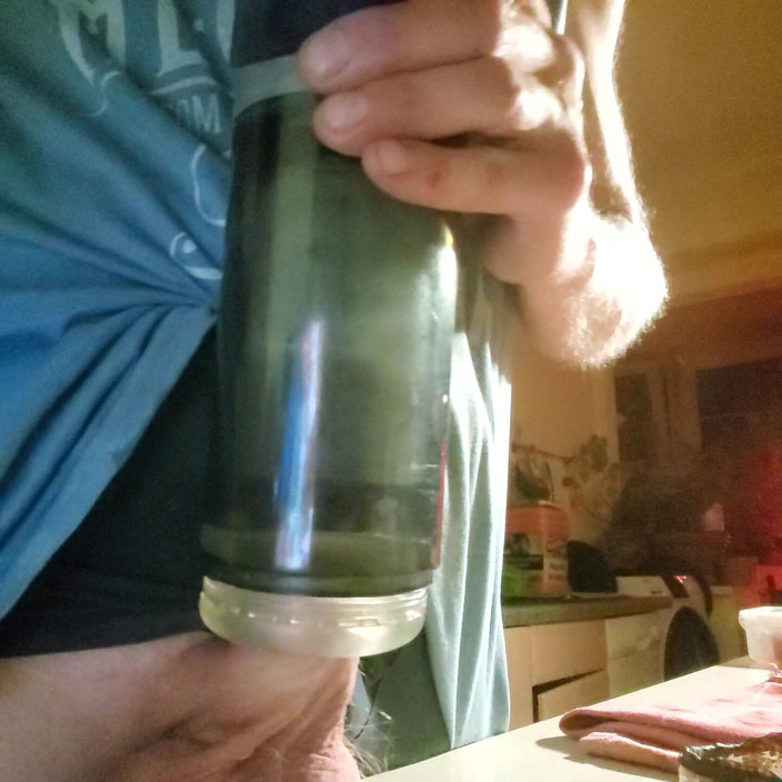 Felixxx86: Felixxx's Penis Inside Elektromasturbator