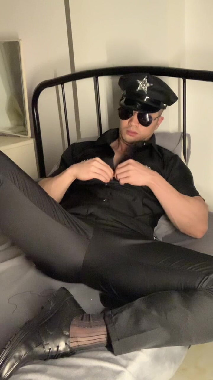 Deric DK: Deric solo 073