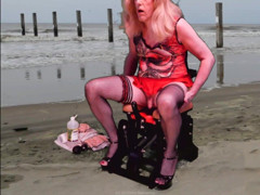 Love Glider Dildo Exploration by Mrs Samantha, Riding the Monkey Rocker on the Beach!