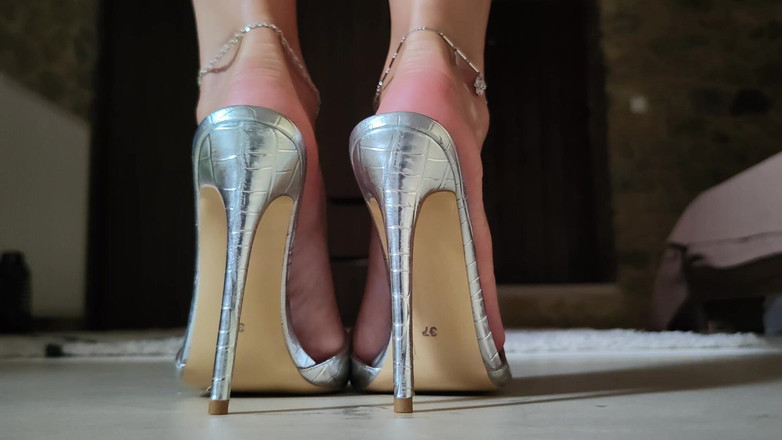 Goddess Lena: Klackar, Sulor Och Mina Perfekta Fötter