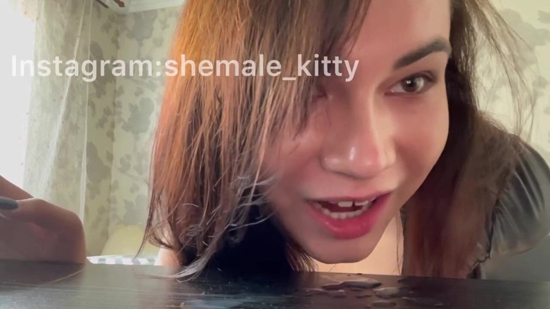 Rublevskaya: Russian ladyboy