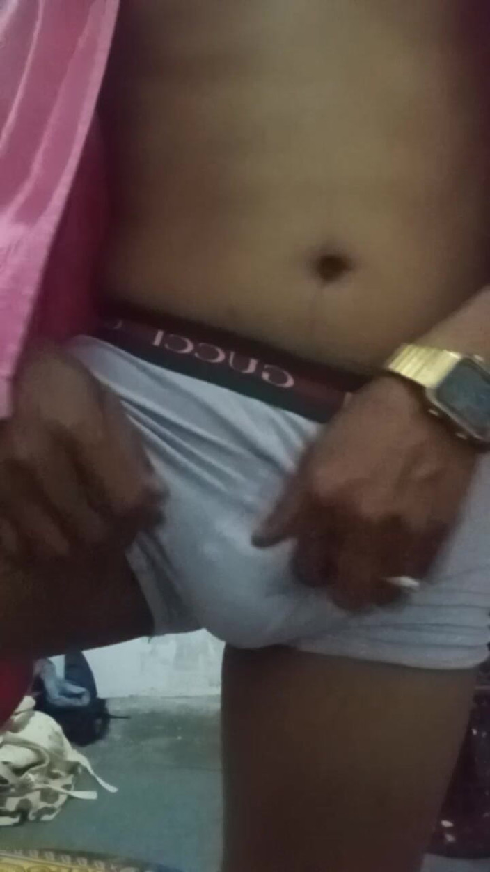 Mr Right: Naughty Dak