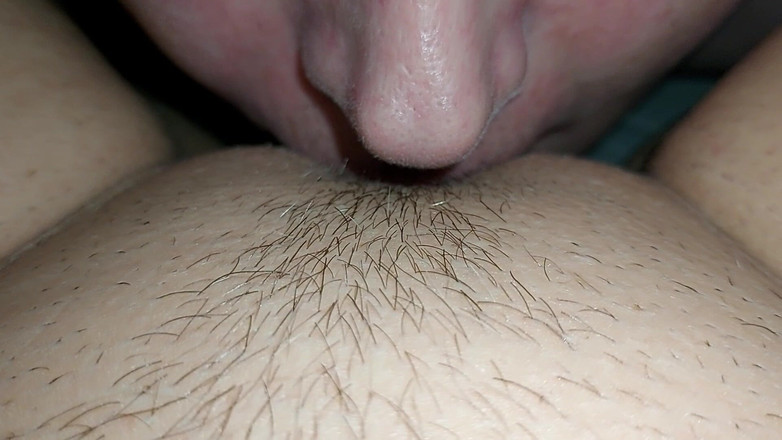 Step Mommy: Lízám kundičku své nevlastní sestry a saji její velký lahodný...