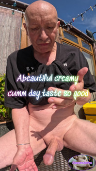 Just a Moment on a Hot Summers Day and Enjoy Your Cumlicous Cum