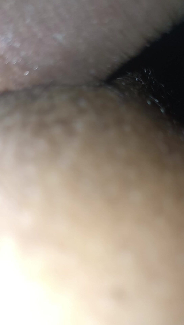 XXX Nepal: Pene assonzato che entra nella figa bagnata e disordinata.