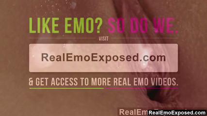 Real Emo Exposed: Ashton mulge coaiele fratelui vitreg cu pizda ei strâmtă