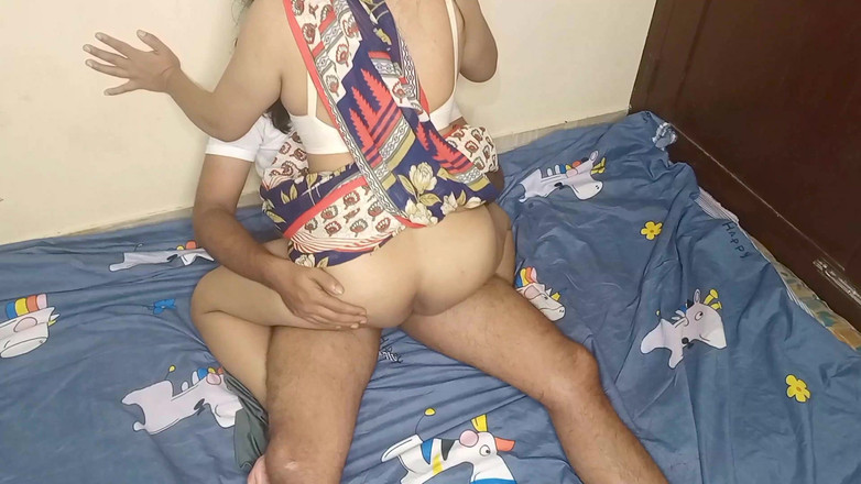 Neelima69: 已婚印度夫妇德西色情