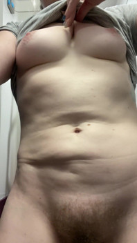 Rachel Wriggler te duce într-un tur al corpului ei sexy unic pe sexcation ei la N.america de a fute bărbați grași!